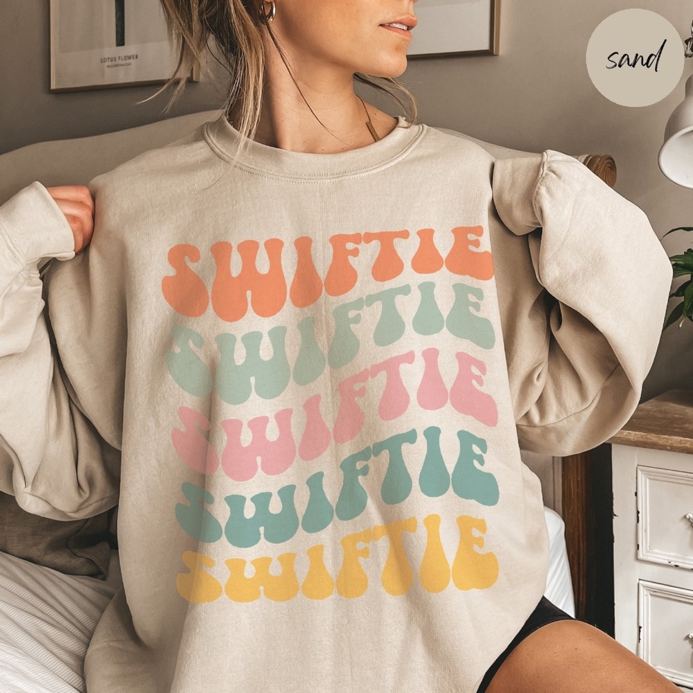 NWT Taylor Swift Swiftie Sweatshirt